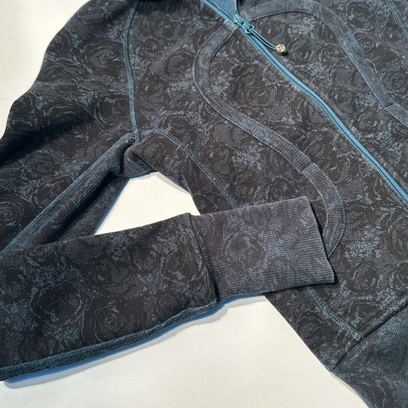 Lululemon FloralScuba Hoodie Womens 4 Full Zip Thumbholes - Picture 4 of 9